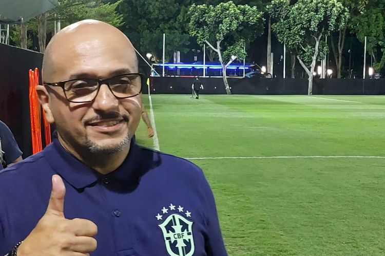 Mantan asisten pelatih timnas Indonesia, Fabio Oliveira, menjadi staf pendamping timnas U17 Brasil selama Piala Dunia U17 2023 pada 10 November-2 Desember 2023. 
