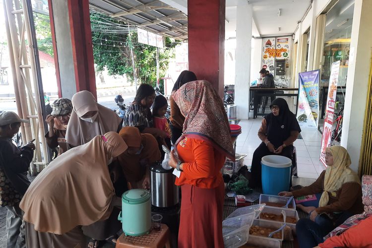 Cerita Pojok Berkah 2000 di Pati: Sarapan Murah Setiap Jumat yang Penuh Makna Berbagi