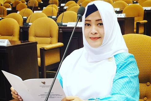 Fahira Idris Jadi Bakal Calon Anggota DPD Pertama yang Daftar ke KPU DKI