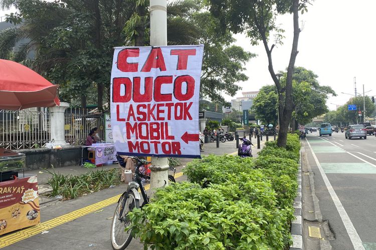 Di Balik Cat Duco Pinggir Jalan, Ancaman Kanker Mengintai Para Pekerja