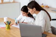 Benarkah Laptop Aman Digunakan Sambil Mengisi Daya? Pakar Jelaskan Risikonya