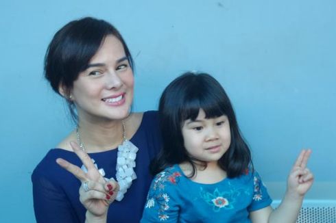 Astrid Tiar: Anak Kedua Memukul, Anak Pertama Tak Membalas