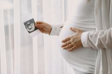 5 Rekomendasi Buku Tentang Kehamilan yang Bisa Menjadi Panduan untuk Para Calon Ibu