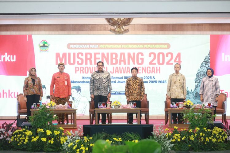 Musrenbang RPJP Jateng 2025-2045 dan RKPD 2025 di Gedung Gradhika Bhakti Praja, Semarang, Kamis (22/2/2024).
