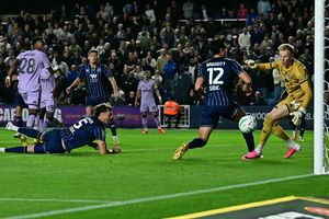 Rating Elkan Baggott Saat Millwall Kalah Tipis Lawan Tim Premier League di Carabao Cup