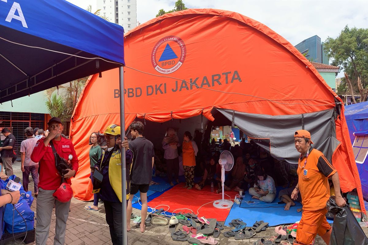 Pemprov Jakarta Ajak Main 50 Anak Korban Kebakaran Permukiman Kebon Kosong