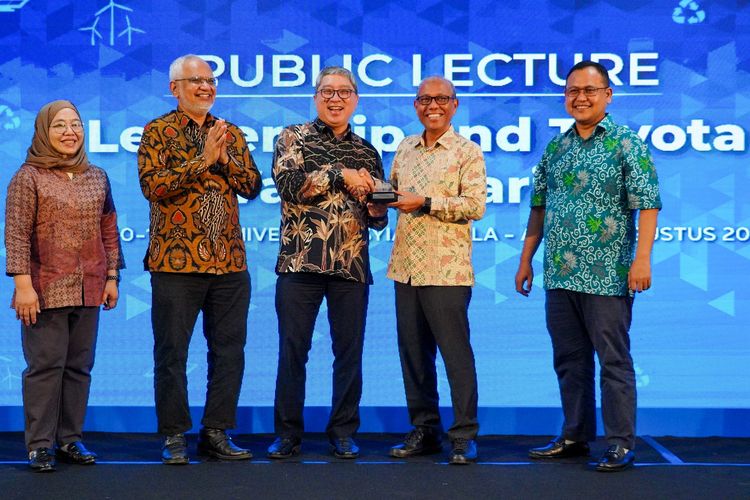 Toyota Eco Youth Mencari Bintang-Sabang