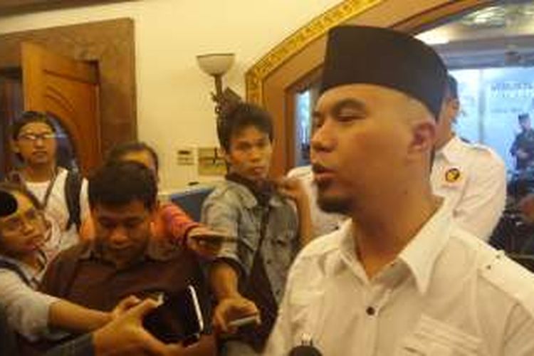 Musisi Ahmad Dhani mendeklarasikan diri sebagai ikon relawan 