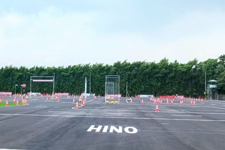 Hino resmikan Hino Total Support Training Center (HTSCC)