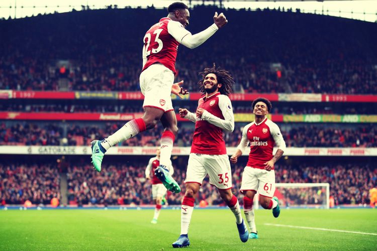 Selebrasi Dany Wellbeck, pemain Arsenal, setelah berhasil mencetak gol ke gawang Southampton.