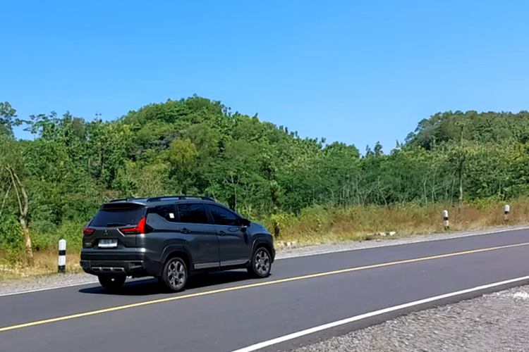 Mitsubishi Xpander Cross dengan fitur AYC