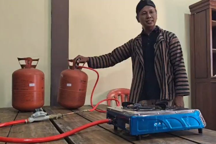 Warga Sragen Sulap Sampah Plastik dari Dapur MBG Jadi Gas, Kompor Bisa Nyala 55 Menit