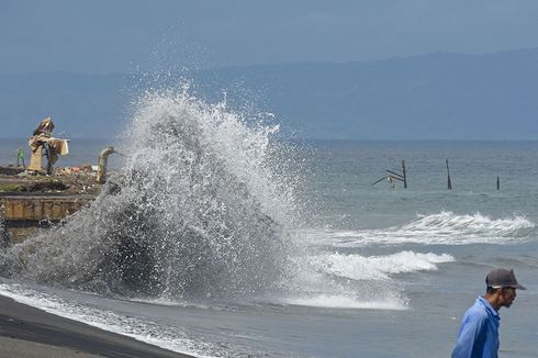 Aktivitas Siklon Tropis Nuri Meningkat, Indonesia Diprediksi Hujan Lebat hingga Gelombang Tinggi