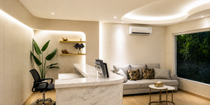 Dentalogy hadir dengan konsep modern aesthetic dentistry yang memadukan pelayanan medis berkualitas dengan suasana klinik yang nyaman dan profesional.