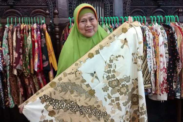 Galeri Batik Ninik Ichsan Cirebon. Berikut tempat beli batik di Cirebon

