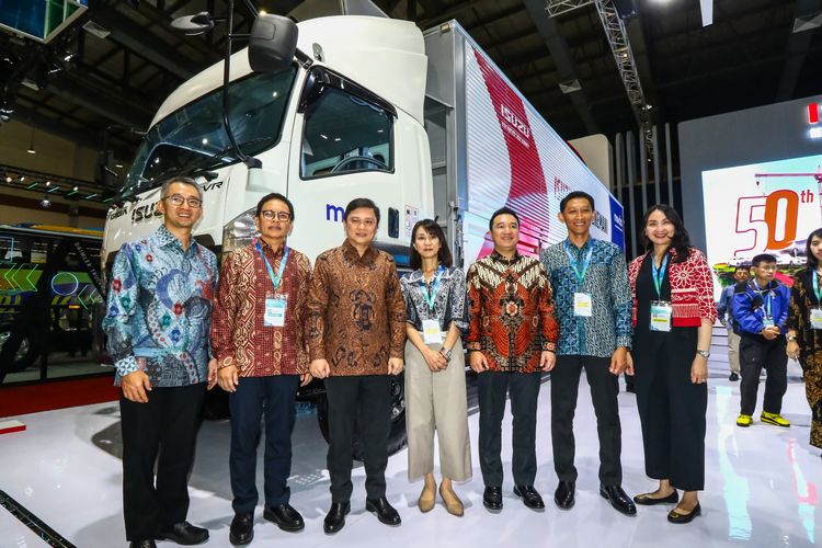 PT Isuzu Astra Motor Indonesia (IAMI) di Giicomvec 2024