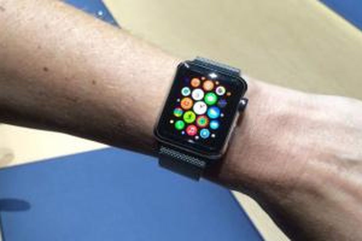 Apple Watch diperkenalkan bersamaan iPhone 6.