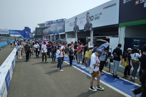 Antusias Penonton Formula E Jakarta 2023, Lihat dari Dekat Aktivitas Pebalap