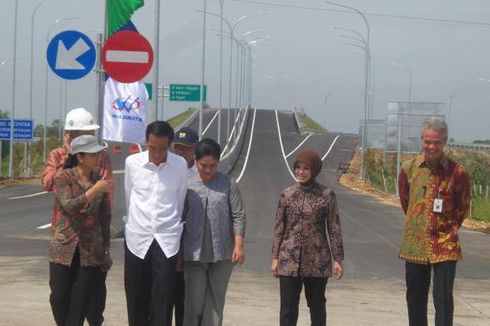 Di Brebes, Jokowi Juga Sinergikan KUR dengan Program Inklusi Keuangan