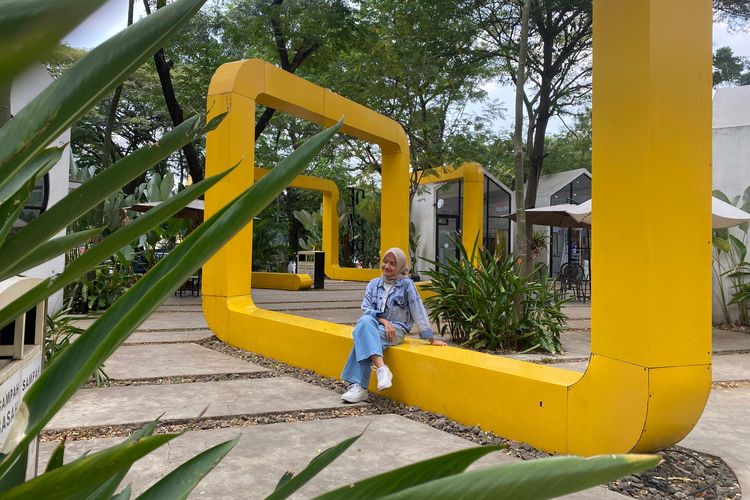 Spot foto instagramable di De Park Green Terrace, TMII, Jakarta Timur. 