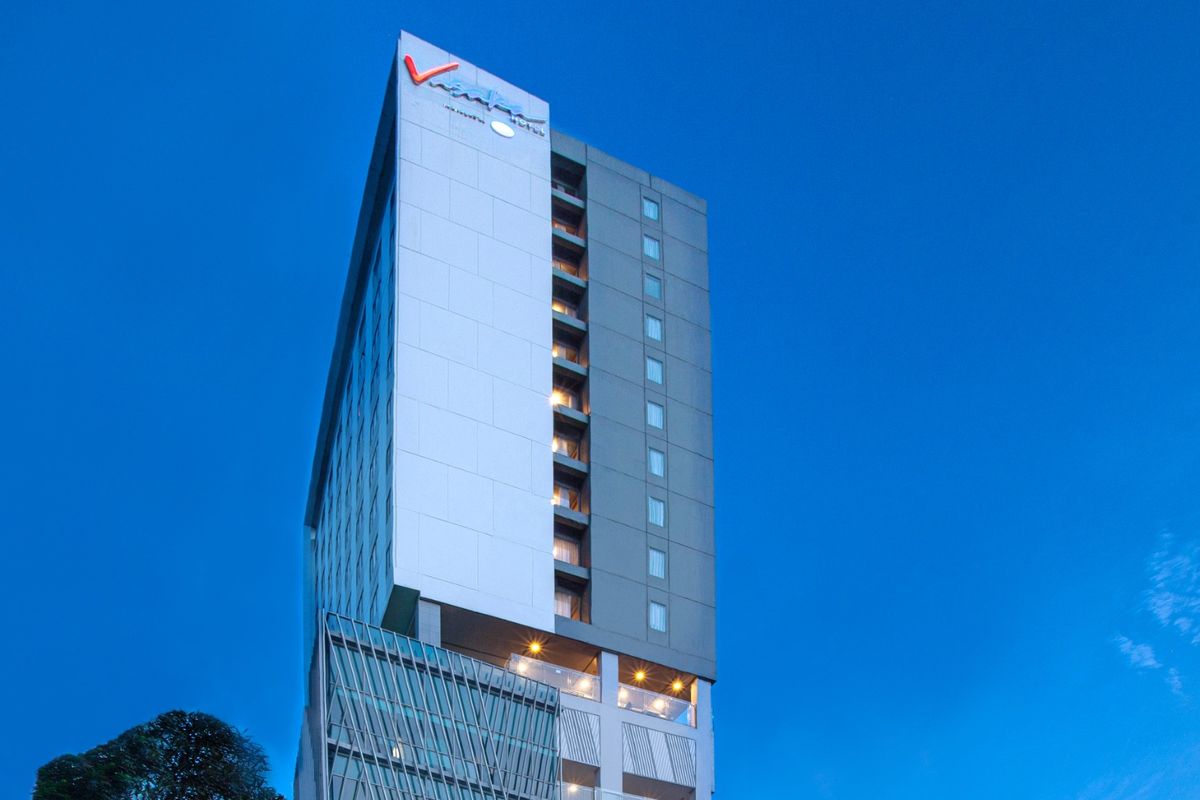 Vasaka Hotel adalah properti milik PT Waskita Karya Realty (WSKR), anak perusahaan dari PT Waskita Karya (Persero) Tbk.