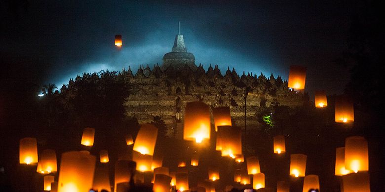 tiket masuk candi borobudur 2020 Mengapa Candi Borobudur Tidak Masuk Tujuh Keajaiban Dunia 