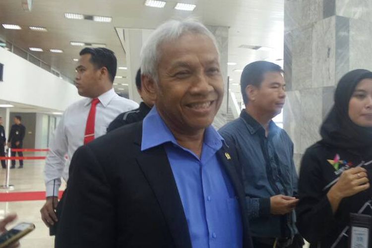 Wakil Ketua DPR RI Agus Hermanto di Kompleks Parlemen, Senayan, Jakarta, Rabu (17/5/2017).