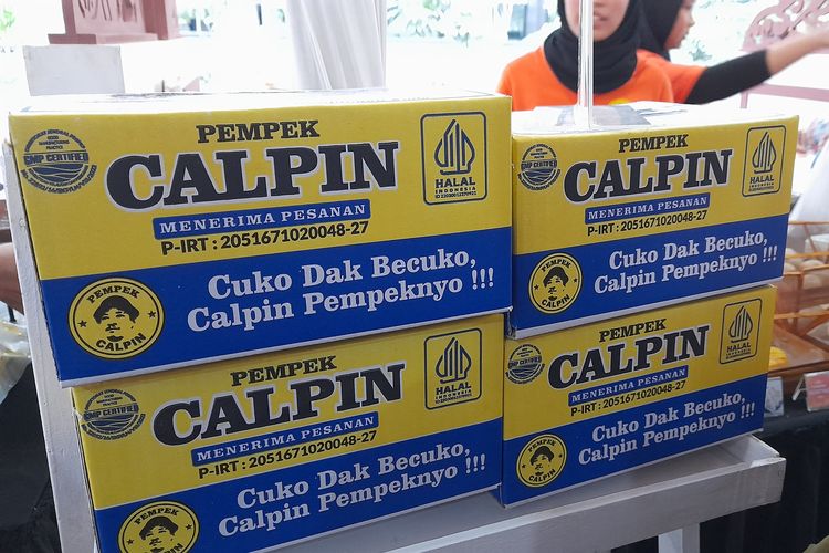 Pempek Calpin yang berubah nama dari Pempek Chaplin. 