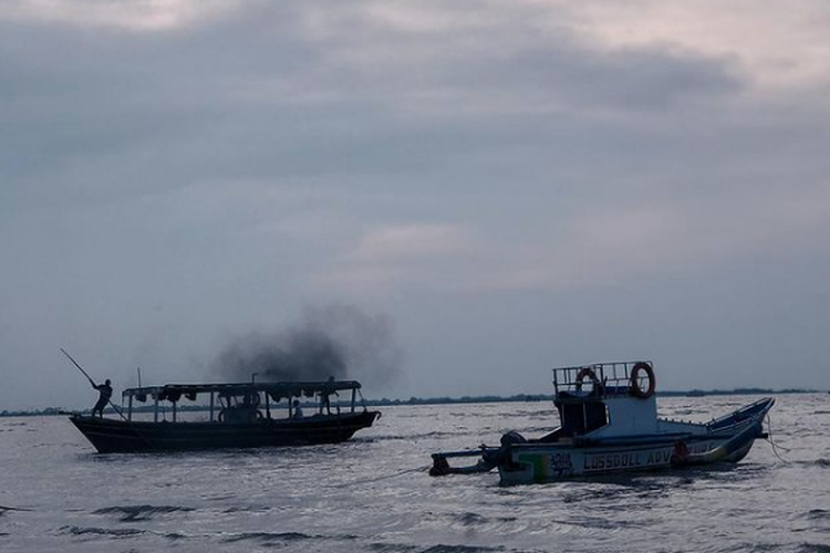 Pantai Tanjung Pasir Tangerang