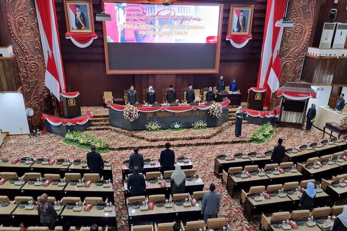 Rapat Paripurna DPRD Pembacaan rekomendasi usulan nama Pj Gubernur Jatim, Kamis (30/11/2023)