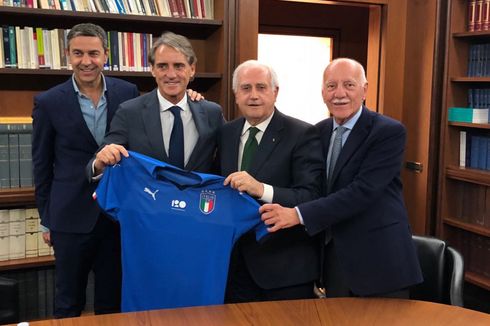 Resmi, Roberto Mancini Latih Timnas Italia