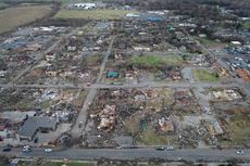 Joe Biden: Tornado Kali Ini Bisa Jadi yang Terbesar Dalam Sejarah