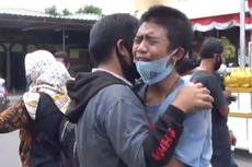 Polisi Pulangkan 17 Remaja yang Ingin Ikut Demo, Tangis Pecah Saat Dijemput Orangtua