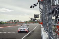 Moreno Resmi Jadi Juara Porsche Sprint Challenge Indonesia 2024