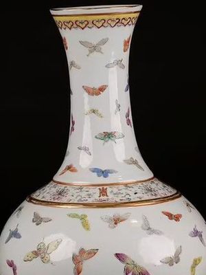 Vas China yang ditemukan di rumah Ramsgate.
