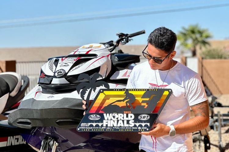 Aqsa Aswar (26 thn) Kembali menunjukan kemampuannya untuk berada diatas podium pada urutan ke-3 di kelas bergengsi, Pro Am Endurance Open.
