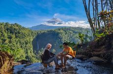 Rute ke Panorama Kapas Biru, Beda dengan Jalur ke Air Terjun