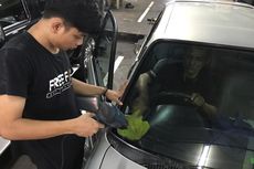 Ketahui Tanda Kaca Film Mobil Sudah Harus Diganti