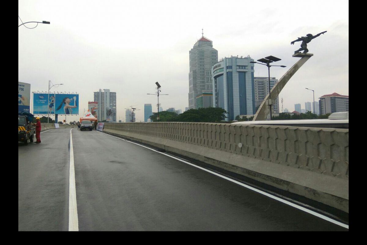 Kondisi jalan layang Pancoran yang akan diujicobakan Senin 15 Januari 2018.