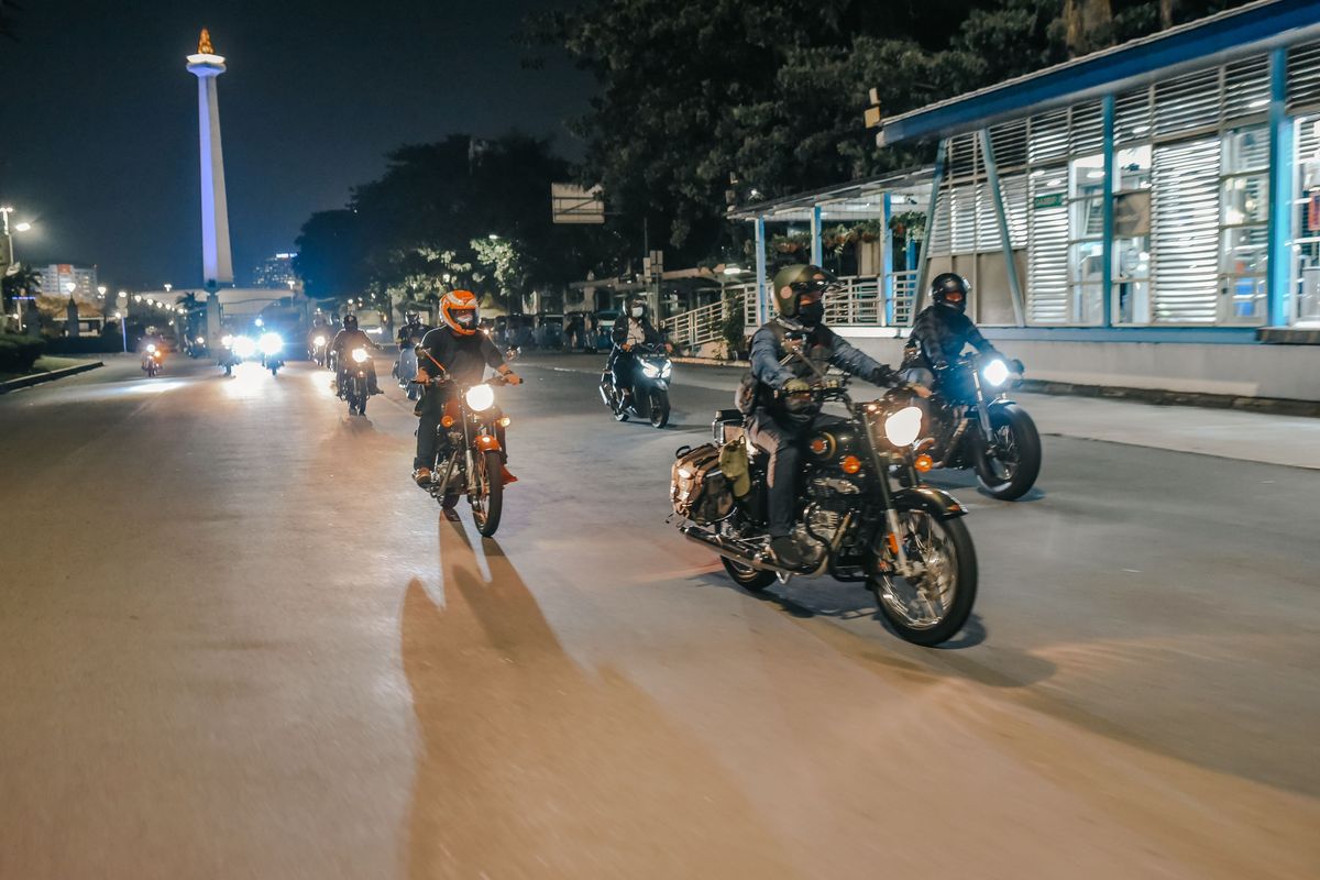 Royal Enfield Indonesia menggelar Ride After Dark