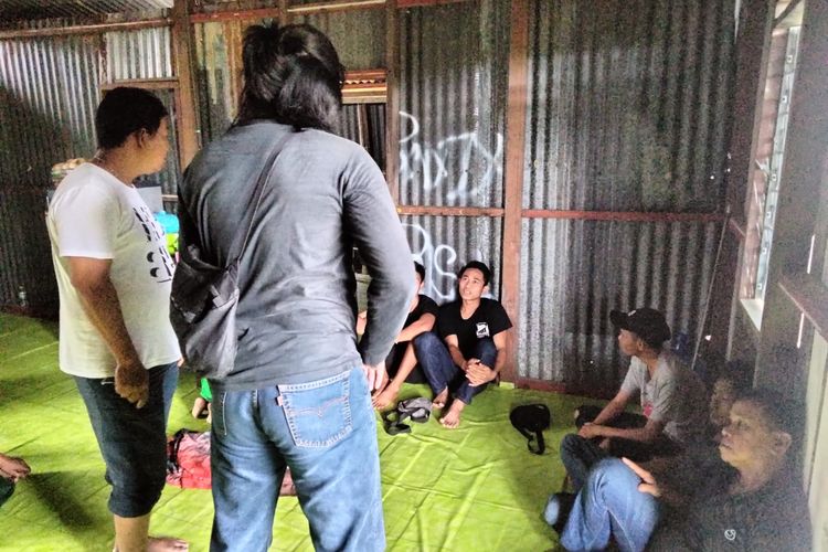 Sejumlah CPMI illegal yang diamankan Polisi di rumah milik IJ, salah satu Bacaleg DPRD Kaltara Dapil Nunukan