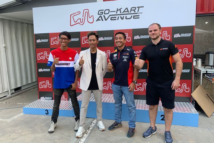 Gokart Avenue menawarkan mobil SODI Kart RT 8 yang dirakit langsung di Perancis. Mobil ini dilengkapi dengan fitur keamanan tambahan yang membantu melindungi pegokart saat balapan.