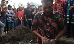 Gubernur Sulut Letakkan Batu Pertama Pembangunan Gereja di Minahasa Selatan