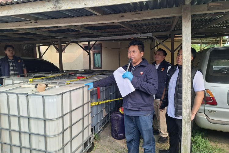 Polres Kepahiang Bengkulu Ungkap Penimbunan 5.346 Liter Solar