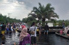 Libur Natal dan Tahun Baru, Warga Ramai Wisata ke Lokasi Banjir Kampar