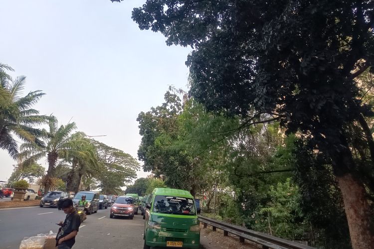 Nasib Sopir Angkot Tangsel: Sehari Cuma Dapat Rp 20.000, Bensin Rp 60.000
