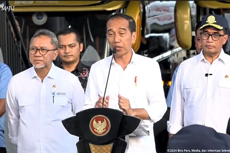 Presiden Joko Widodo meresmikan Terminal Samarinda Seberang dalam kunjungan kerjanya di Kota Samarinda, Kalimantan Timur, Rabu (28/2/2024). 