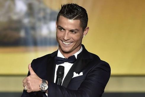 Video Ekspresi Ronaldo Saat Messi Raih Ballon d'Or
