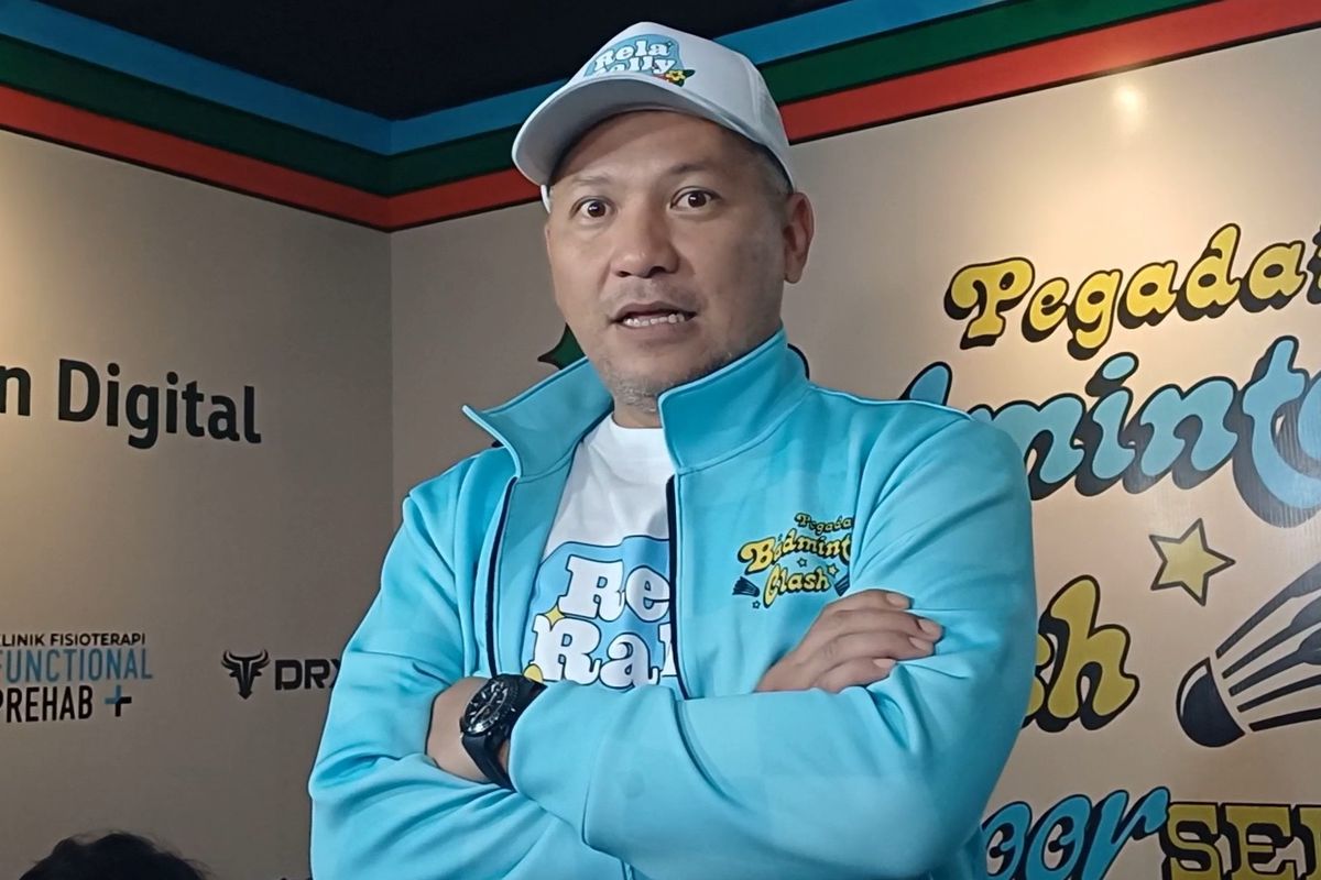 Presenter Gading Marten usai pertandingan Pegadaian Badminton Clash di Tennis Indoor Senayan, Jakarta Pusat, Minggu (30/6/2024).