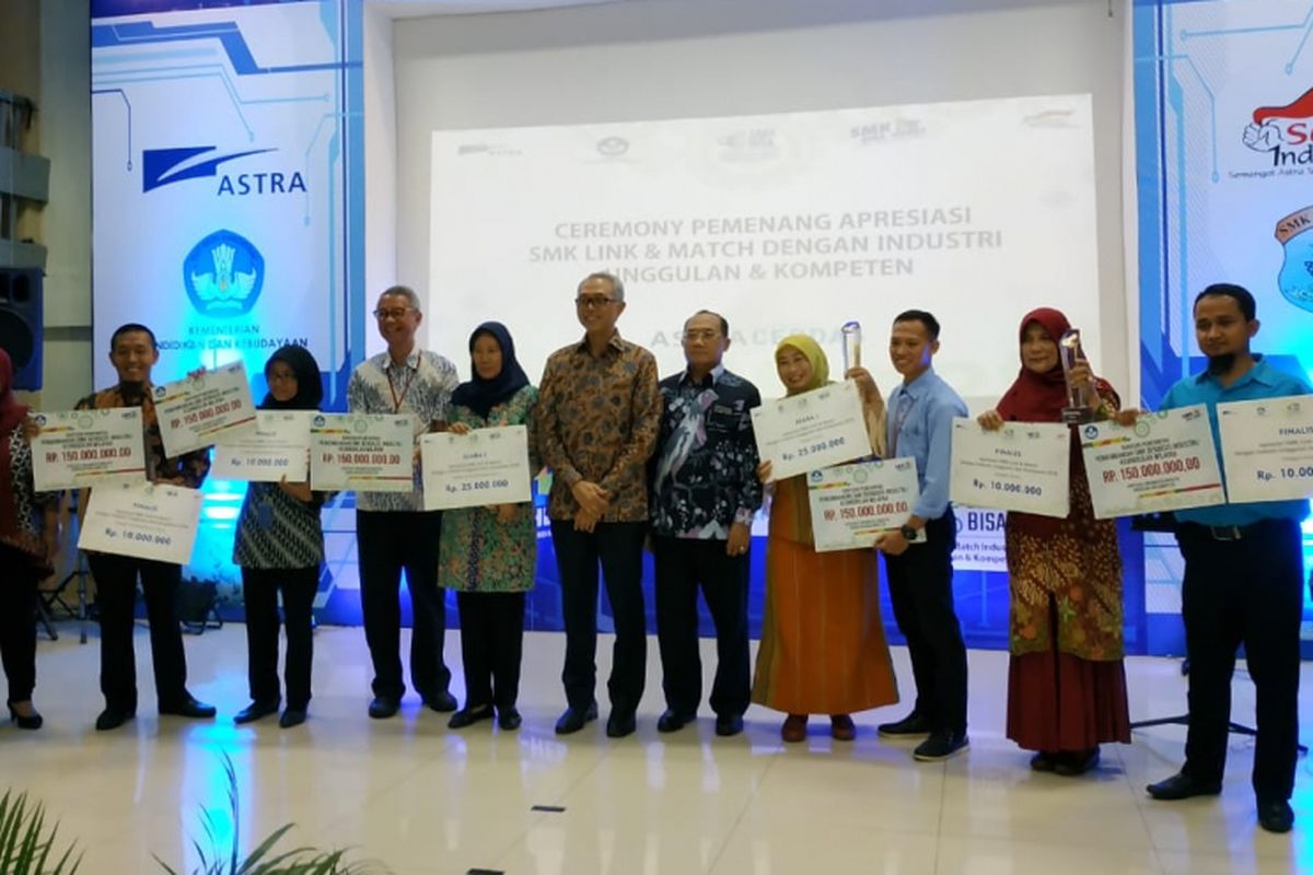 Astra Internasional dan Kemendikbud menggelar acara bertajuk Apresiasi SMK Link and Match Industri Unggulan dan Kompeten di SMK Negeri 26, Jakarta (6/11/2018).